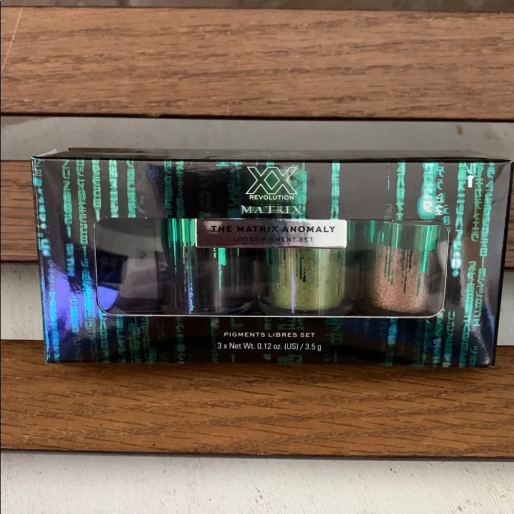 Revolution XX THE MATRIX ANOMALY loose pigment set